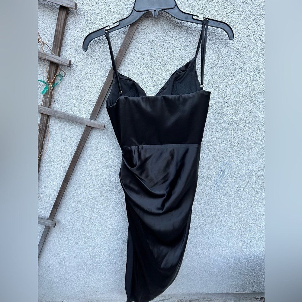 HOUSE OF CB Reva Dress in Black - Picture 6 of 10
